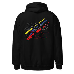Découvrez notre sweat à capuche homme 206 RC, conçu pour les passionnés de la légendaire 206 RC. Ce sweat, arborant fièrement le logo sur le cœur et en grand à l'arrière, combine style et amour pour cette voiture iconique. Fabriqué avec des matériaux de haute qualité, il offre un confort inégalé et une durabilité exceptionnelle. L'intérieur doux et chaud vous enveloppe de confort, tandis que la coupe moderne et ajustée vous assure une allure contemporaine. Parfait pour toutes les occasions, ce sweat à capuche est une pièce incontournable pour tous les amateurs de sport automobile. Ajoutez-le dès maintenant à votre collection et affichez votre passion pour la 206 RC.