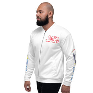 Veste Bombardier "205 GTI 1.6" : En exclusivité sur Shopnetwork.fr, cette veste rend hommage à la mythique 205 GTI 1.6. Affichant les logos "GTI" avec les couleurs iconiques de Peugeot Talbot Sport (PTS), elle célèbre la puissance et le caractère de cette sportive intemporelle. Le logo "GTI 1.6" est imprimé côté cœur à l'avant et GTI PTS en grand à l'arrière, pour un style authentique. Parfaite pour les passionnés de cette légendaire sportive française, cette veste allie élégance et esprit de compétition. Disponible uniquement sur Shopnetwork Racing.