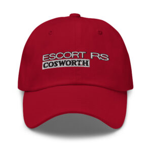 Ajoutez une touche sportive à votre style avec cette casquette dédiée à la légendaire Ford Escort RS Cosworth. Le logo est finement brodé à l'avant, combinant élégance et passion pour les fans d'automobiles d'exception. Réglable et confortable, elle est parfaite pour afficher votre amour des performances où que vous alliez. Disponible en exclusivité sur Shopnetwork Racing !